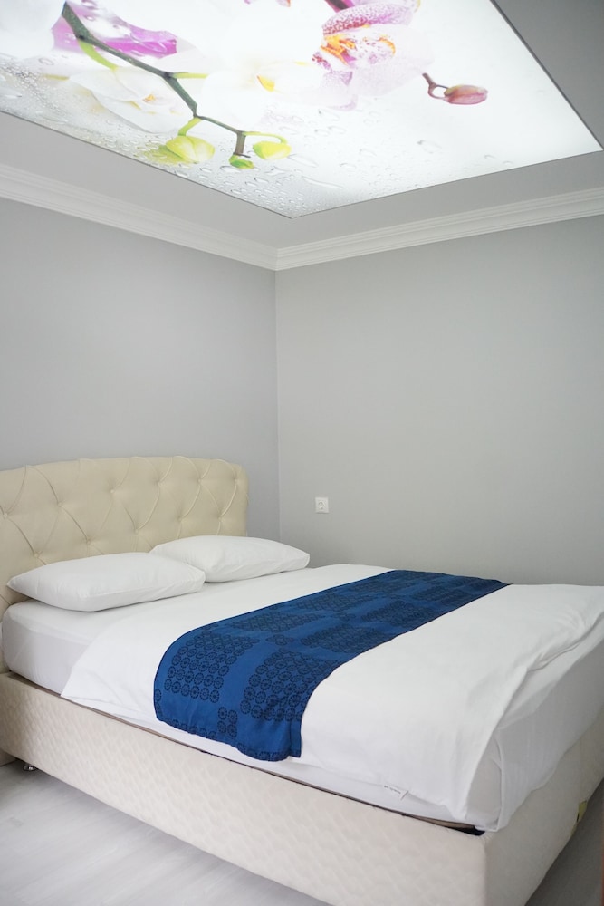 Özbek Suite Otel Rezervasyon