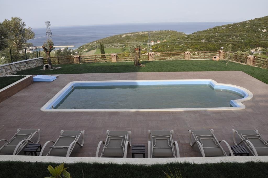 Tas Avlu Butik Otel Rezervasyon