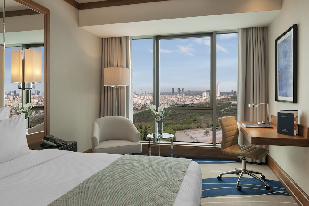 Elite World Grand Istanbul Küçükyali Rezervasyon