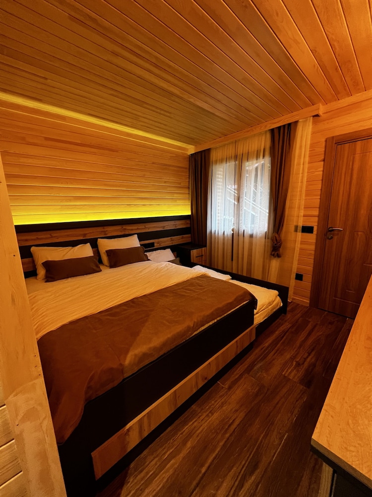 Gold City Apart Hotel Rezervasyon