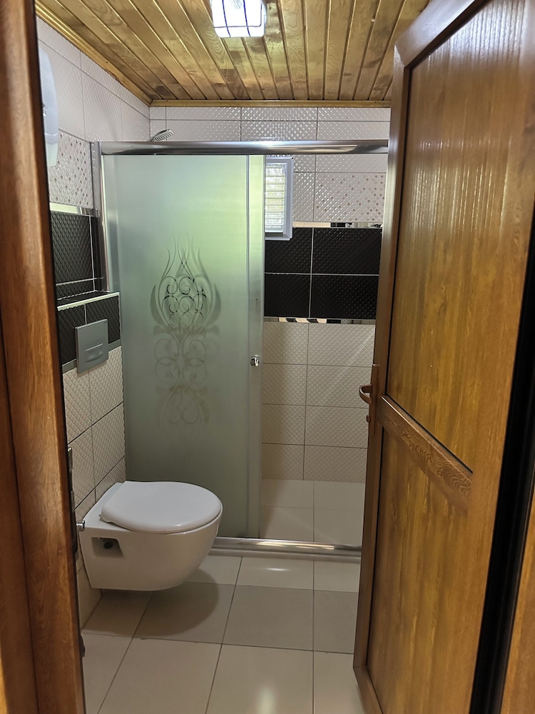 Haros Apart Hotel Rezervasyon