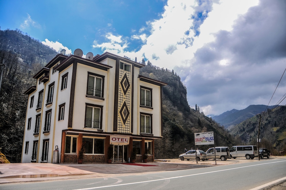 Ayder Valley Palace Rezervasyon