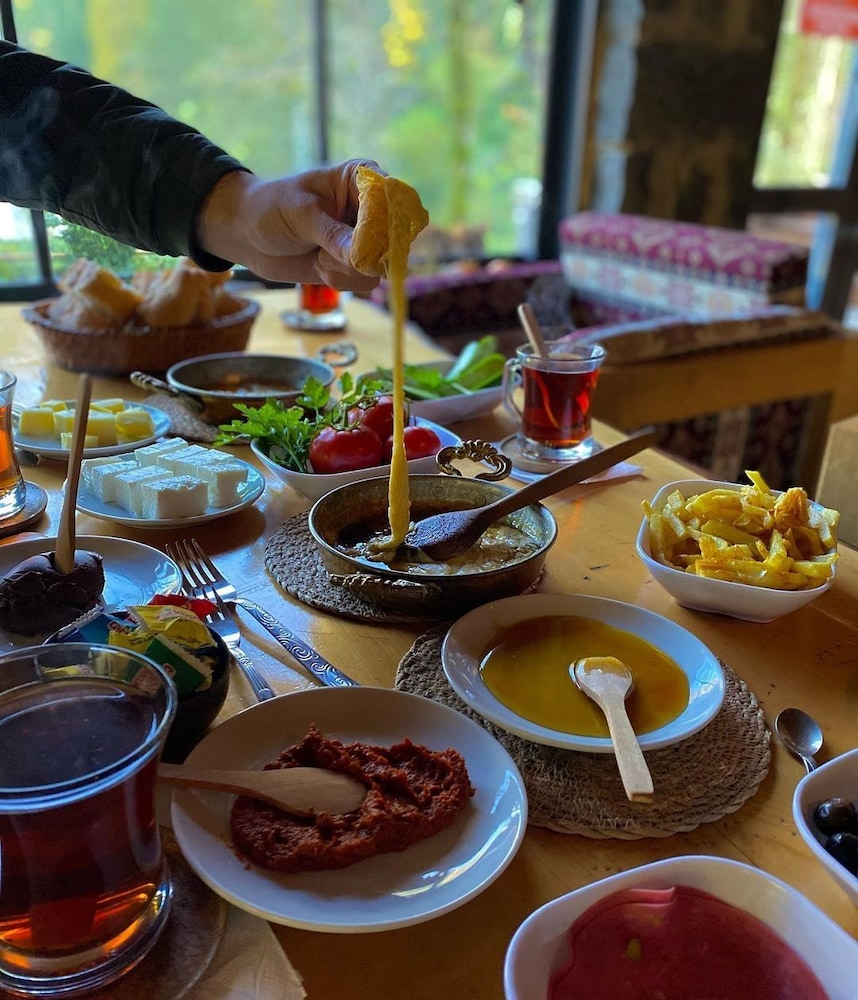 Moromu Dag Evleri Rezervasyon