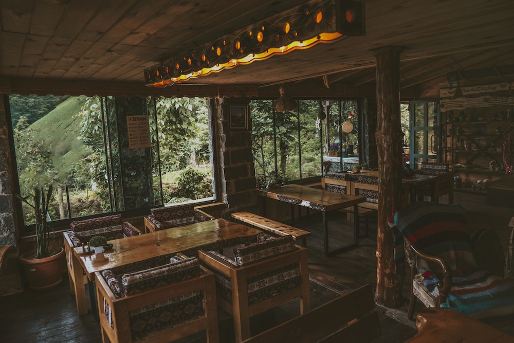 Moromu Dag Evleri Rezervasyon