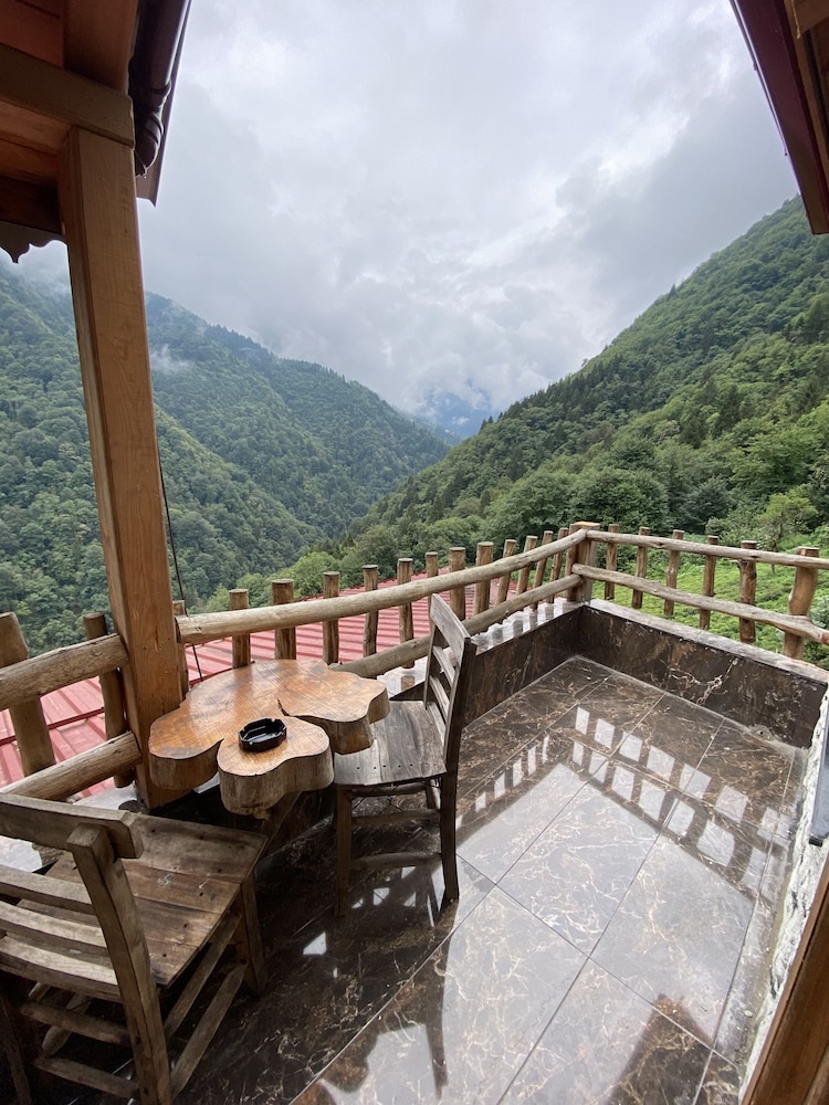 Seyr-i Cennet Dag Evleri Rezervasyon