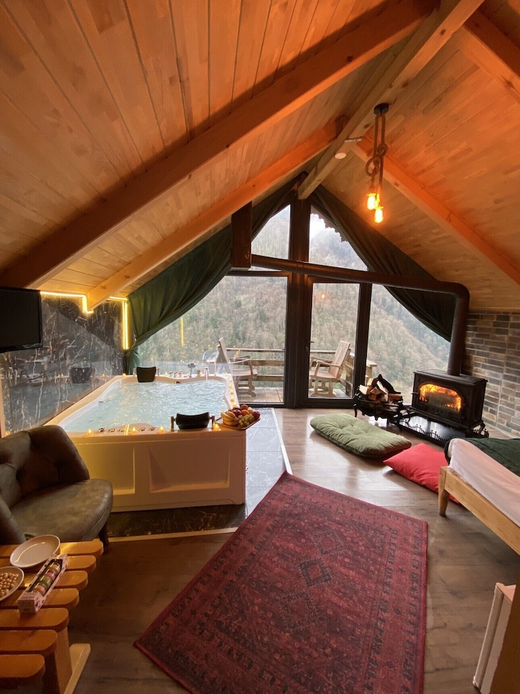 Seyr-i Cennet Dag Evleri Rezervasyon