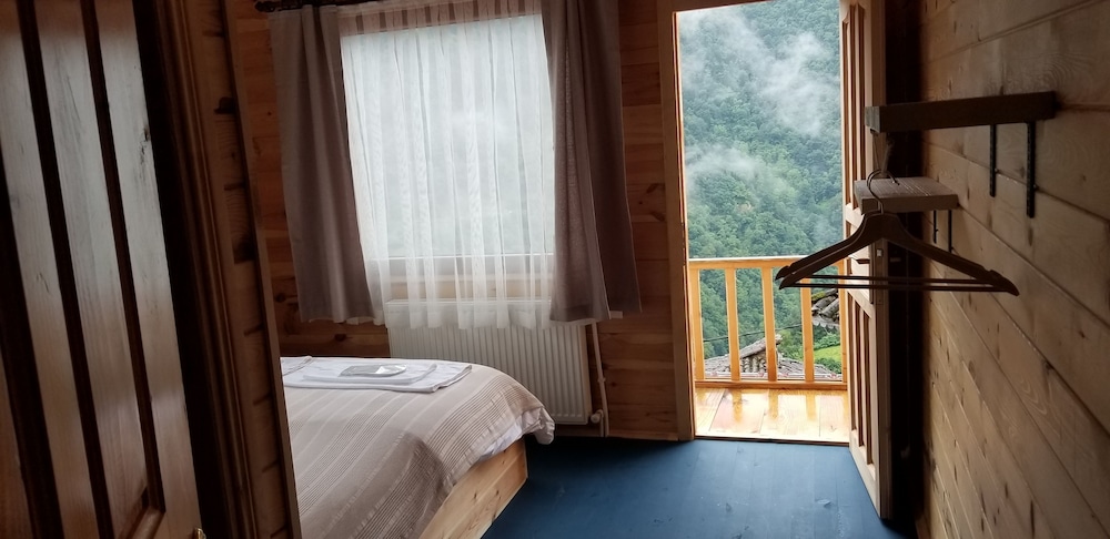 Ufuk Pansiyon Vice Rezervasyon