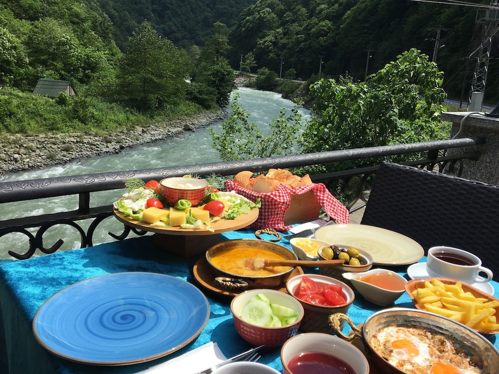 Pordanis Hotel Rezervasyon