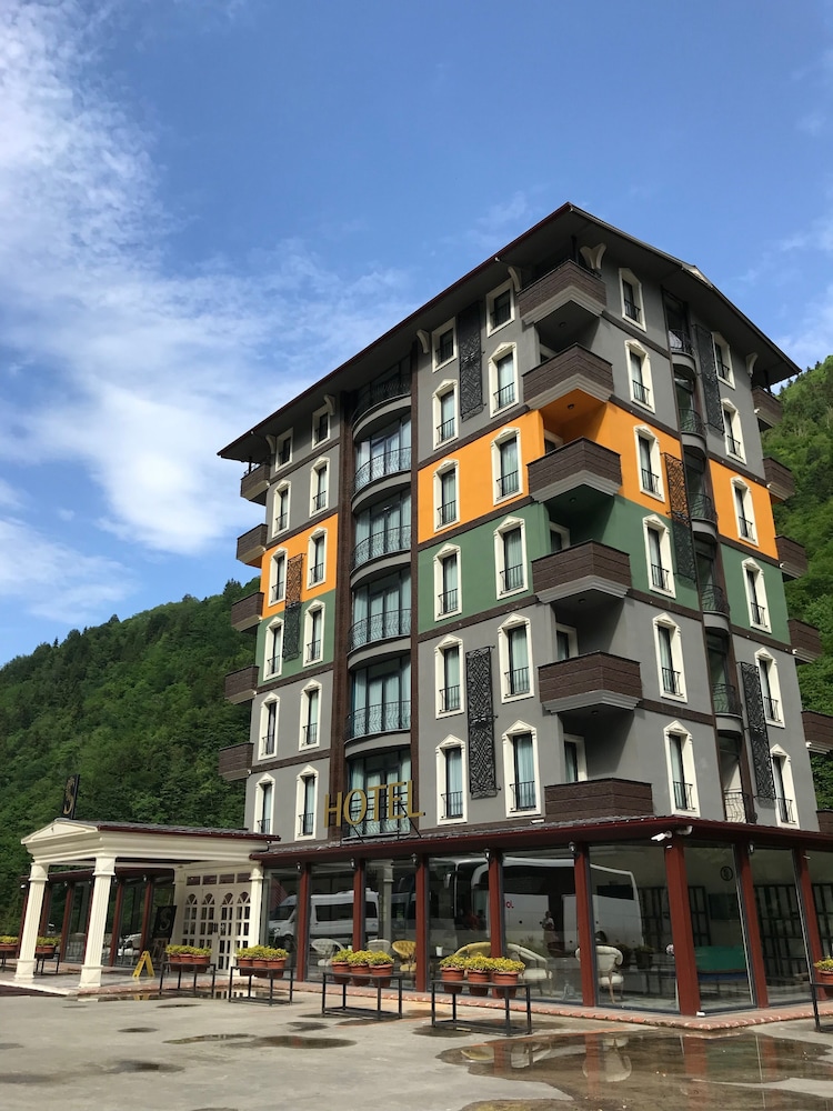 Pordanis Hotel Rezervasyon