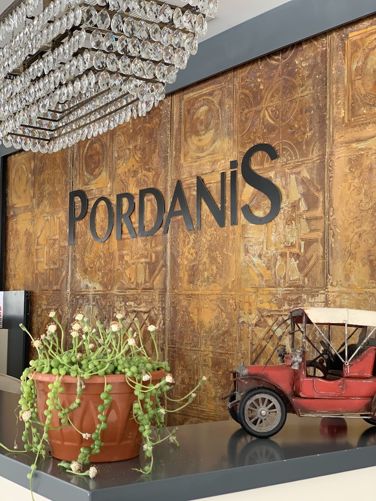 Pordanis Hotel Rezervasyon