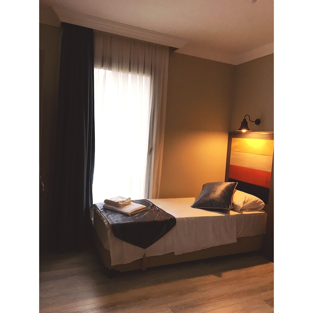 Pordanis Hotel Rezervasyon