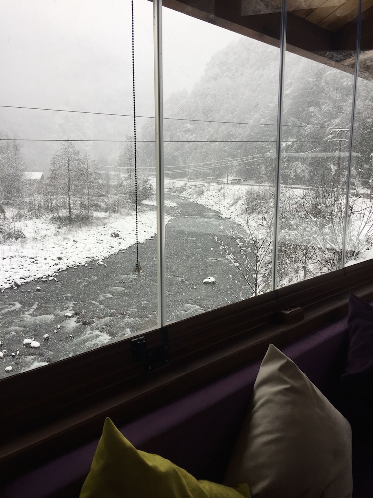 Pordanis Hotel Rezervasyon