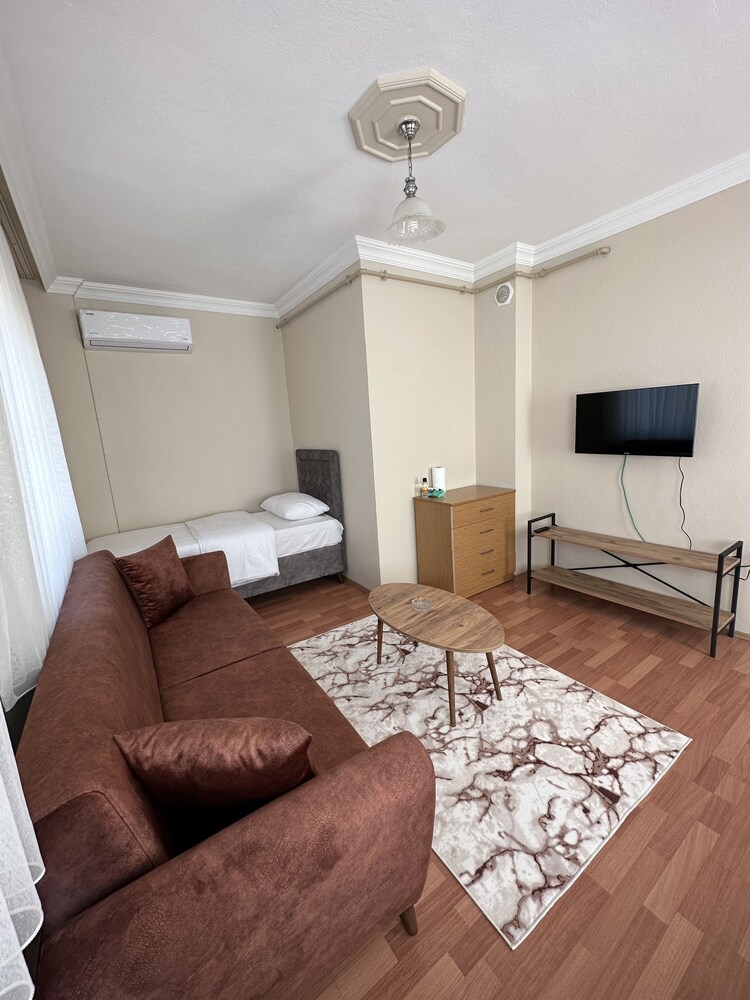 Bes Yildiz Apart Rezervasyon