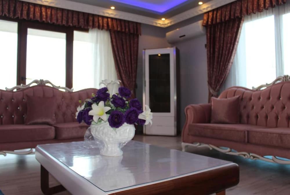 Amwaj Suites Vip Rezervasyon