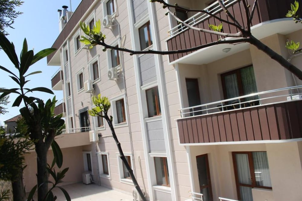 Amwaj Suites Vip Rezervasyon