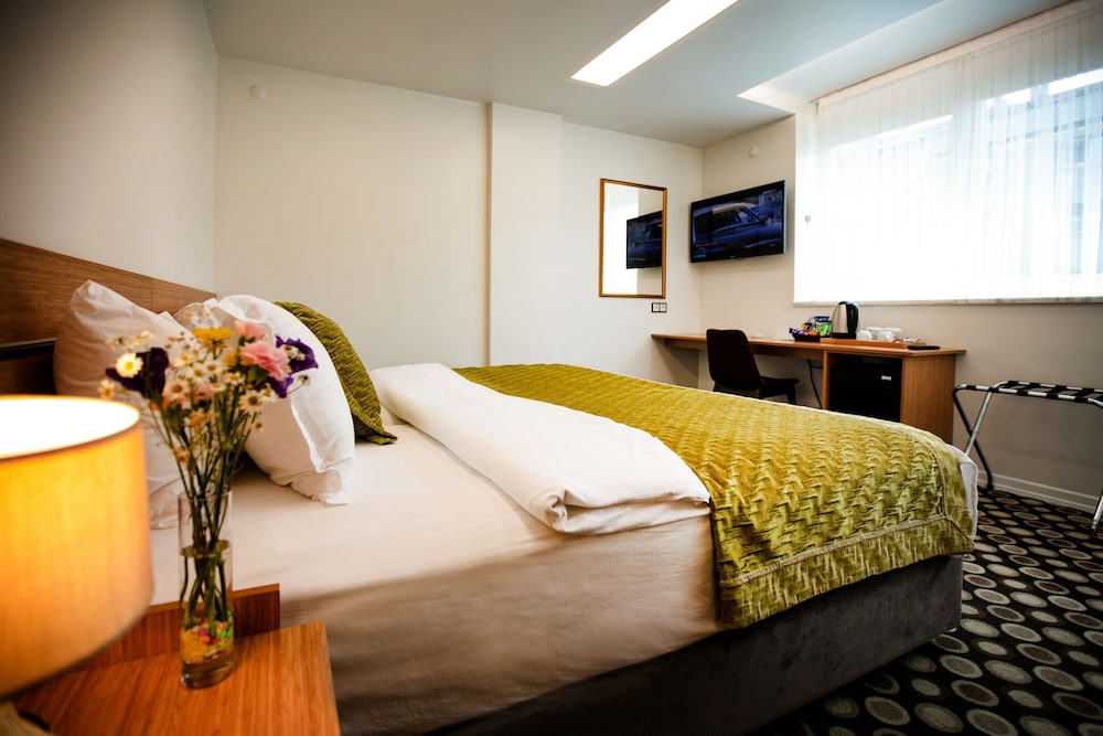 The North Hotel Rezervasyon