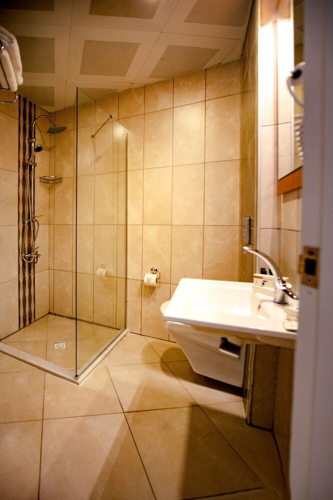 The North Hotel Rezervasyon