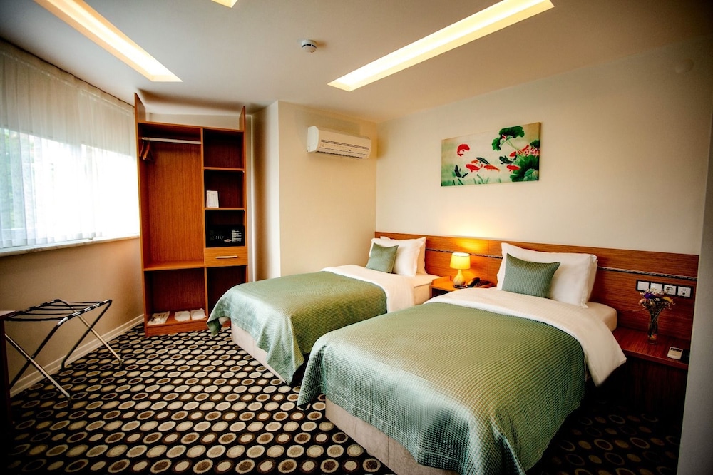 The North Hotel Rezervasyon