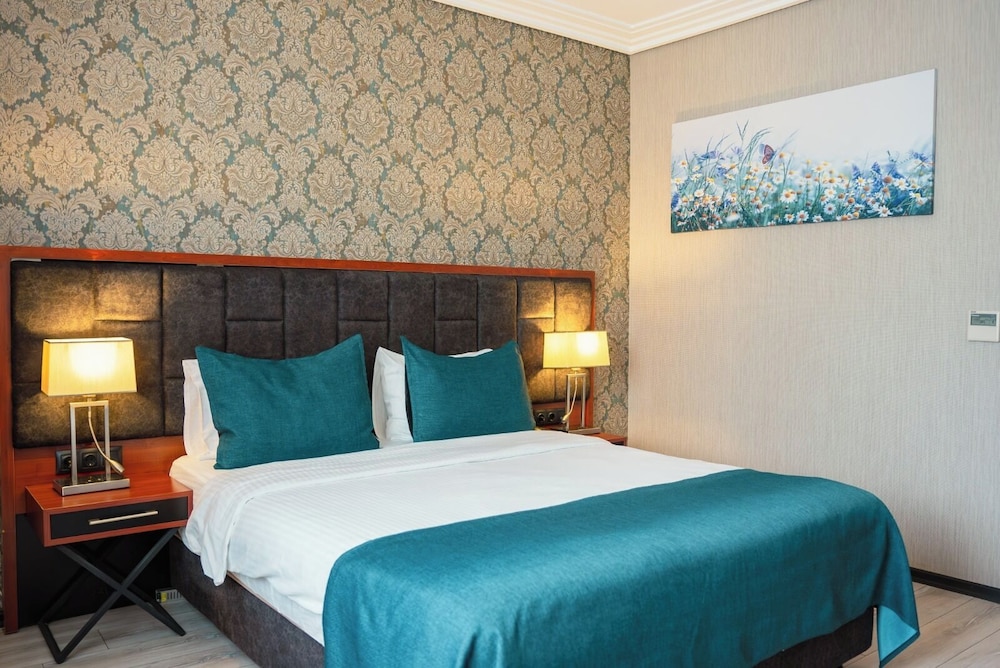 Grand Vaves Hotel Rezervasyon