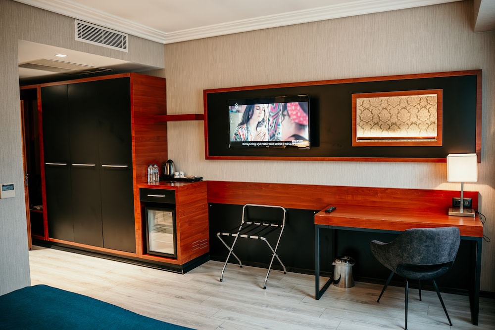 Grand Vaves Hotel Rezervasyon