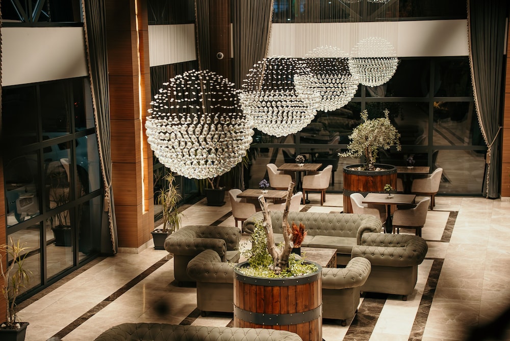 Grand Vaves Hotel Rezervasyon