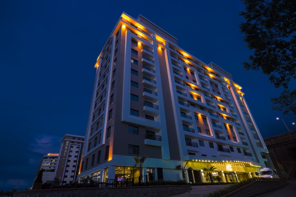Mövenpick Hotel Trabzon Rezervasyon