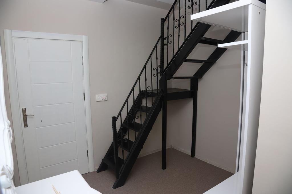 Arezzo Suit Hotel Rezervasyon