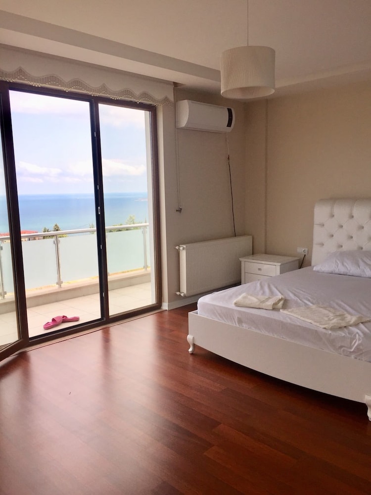 Villa Paradise Holiday Rezervasyon