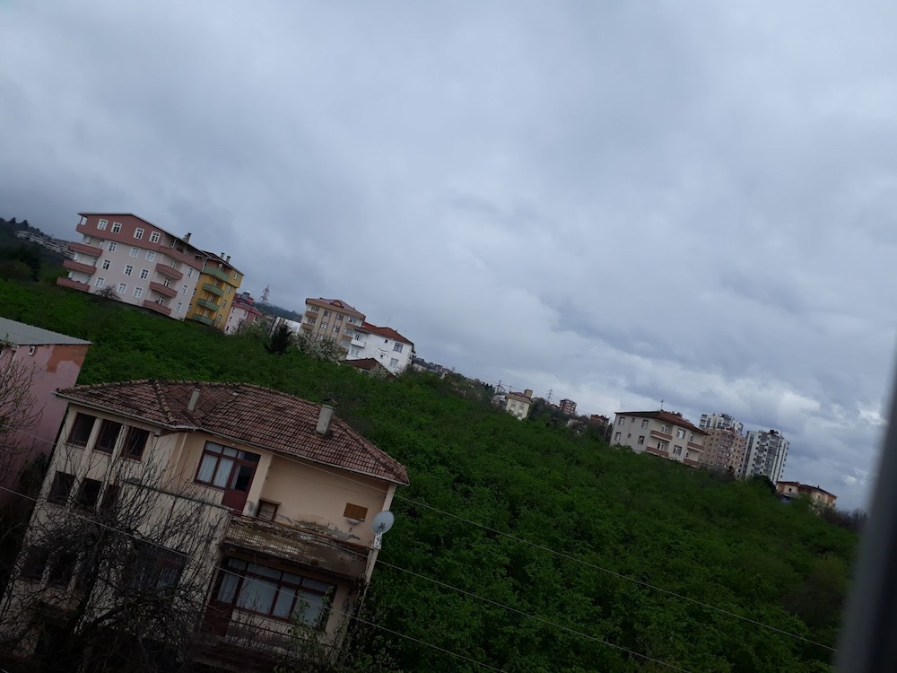 ST Apartment Rezervasyon