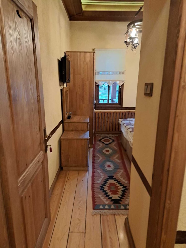 Muderrisler Evi Rezervasyon