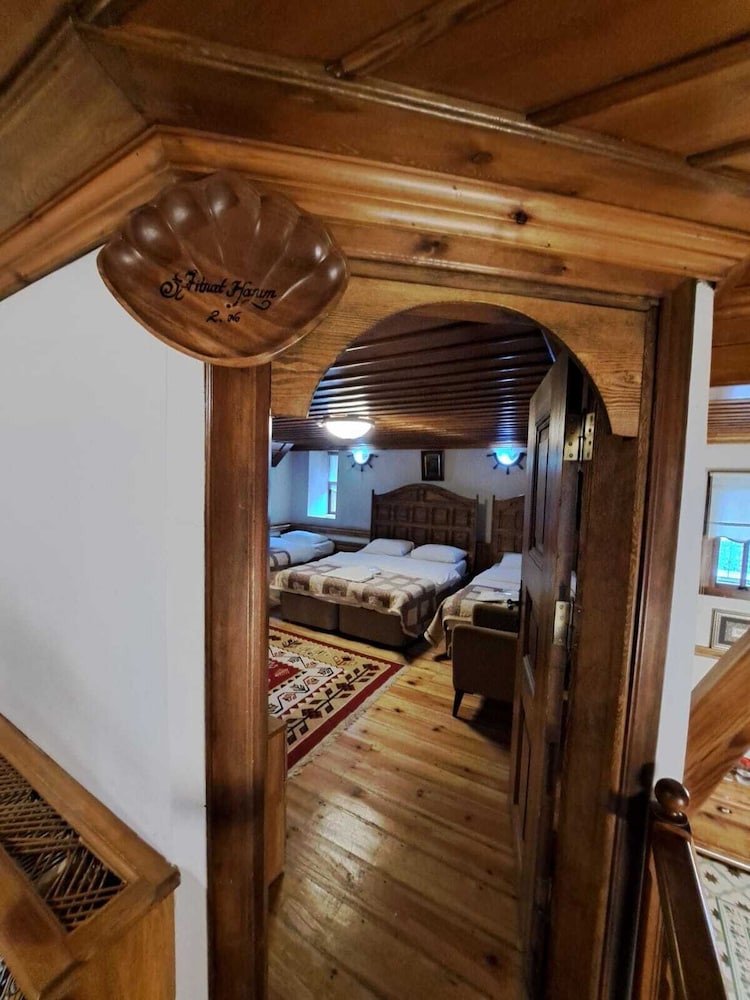 Muderrisler Evi Rezervasyon