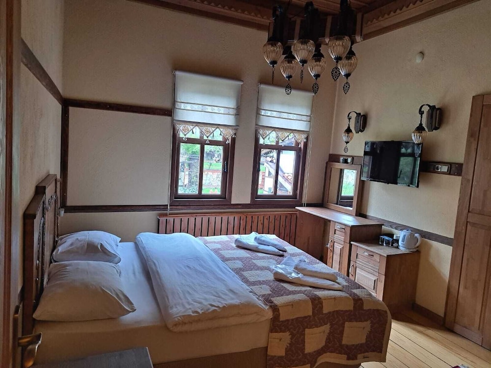 Muderrisler Evi Rezervasyon