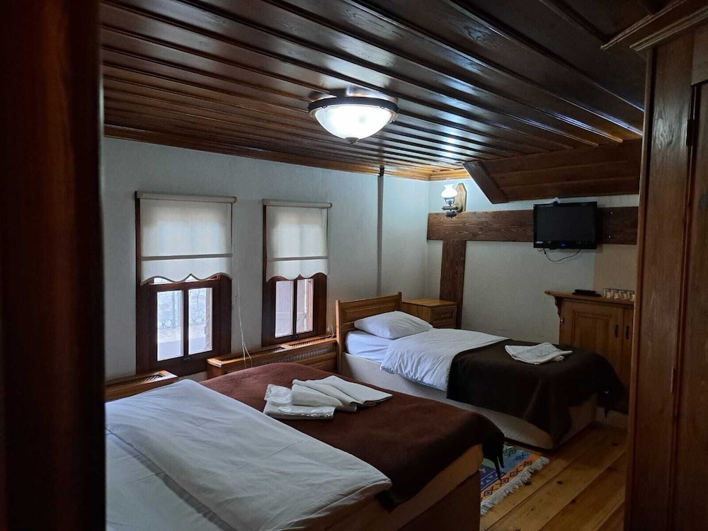 Muderrisler Evi Rezervasyon