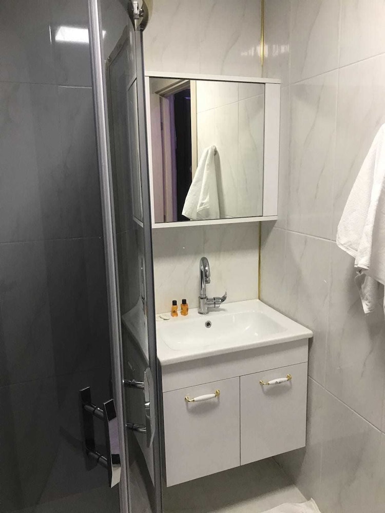 Zara Turan Apart Otel Rezervasyon