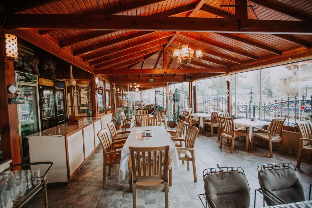 Erish Apart Hotel Rezervasyon