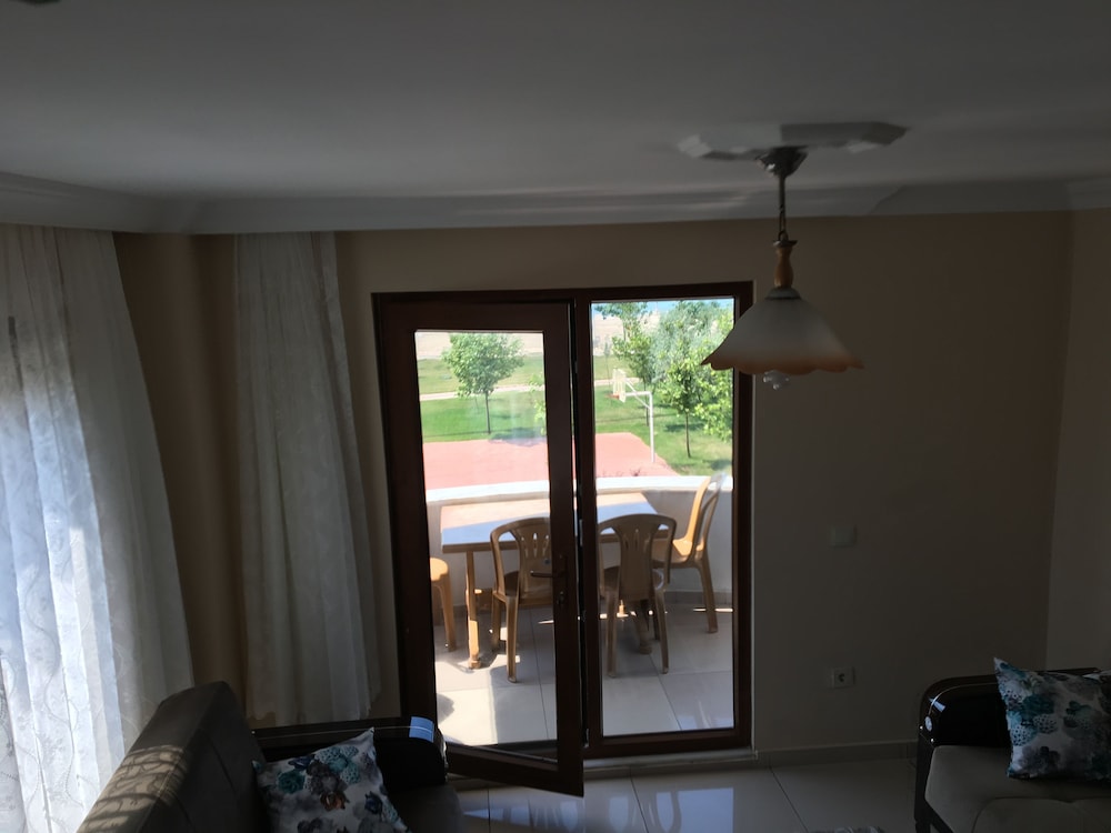 Lapina Pension & Restaurant Rezervasyon