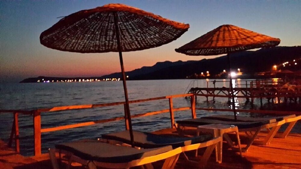 Assos Bahcivan Motel Restaurant Rezervasyon