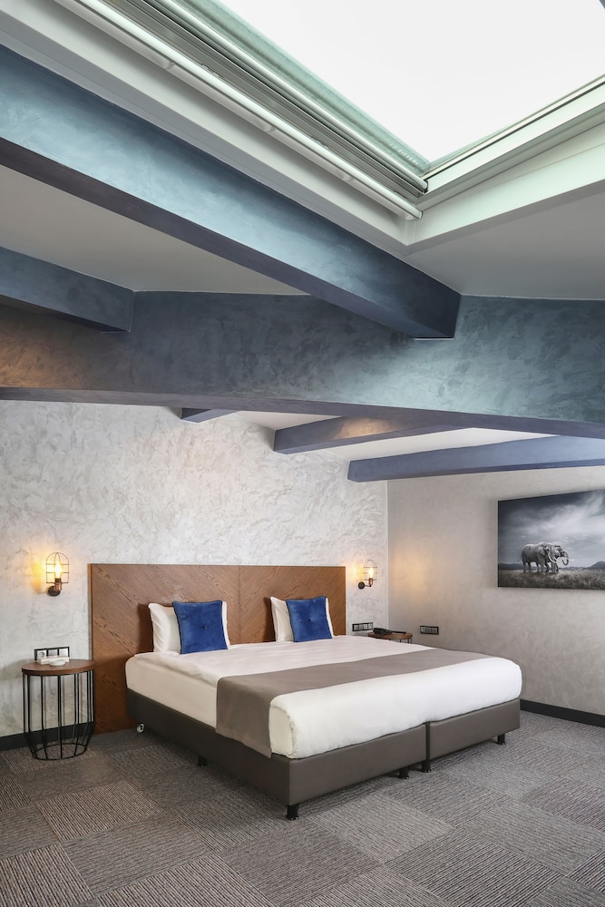 Hotel On7 Rezervasyon