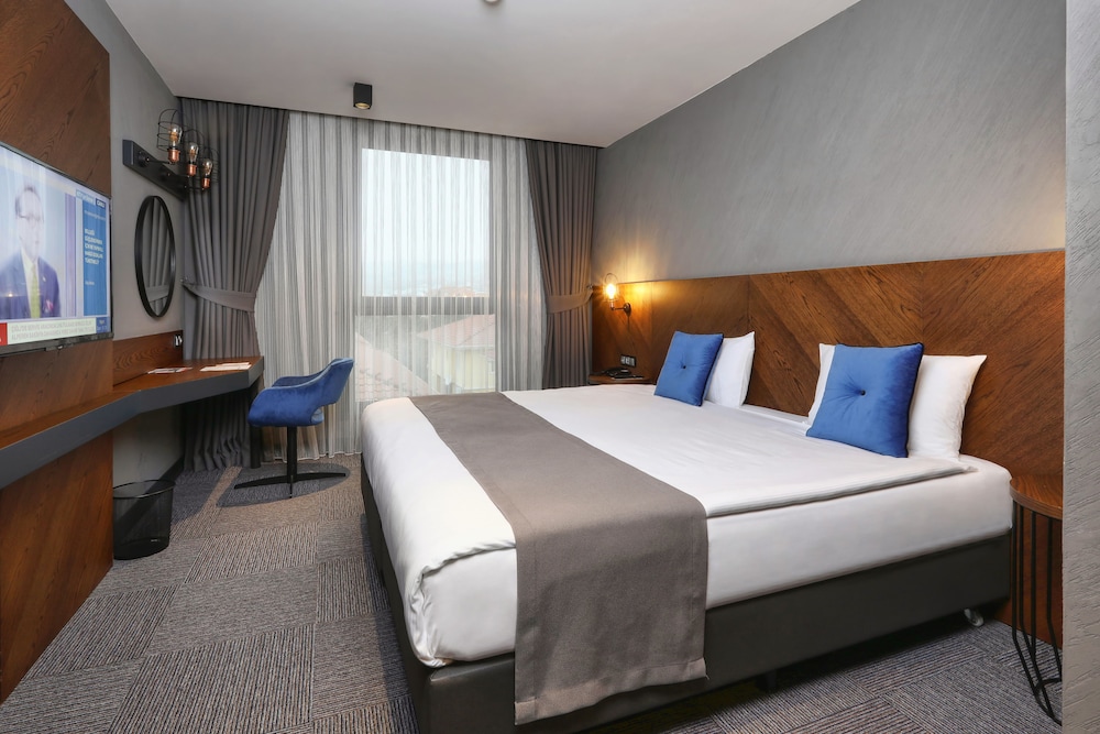 Hotel On7 Rezervasyon