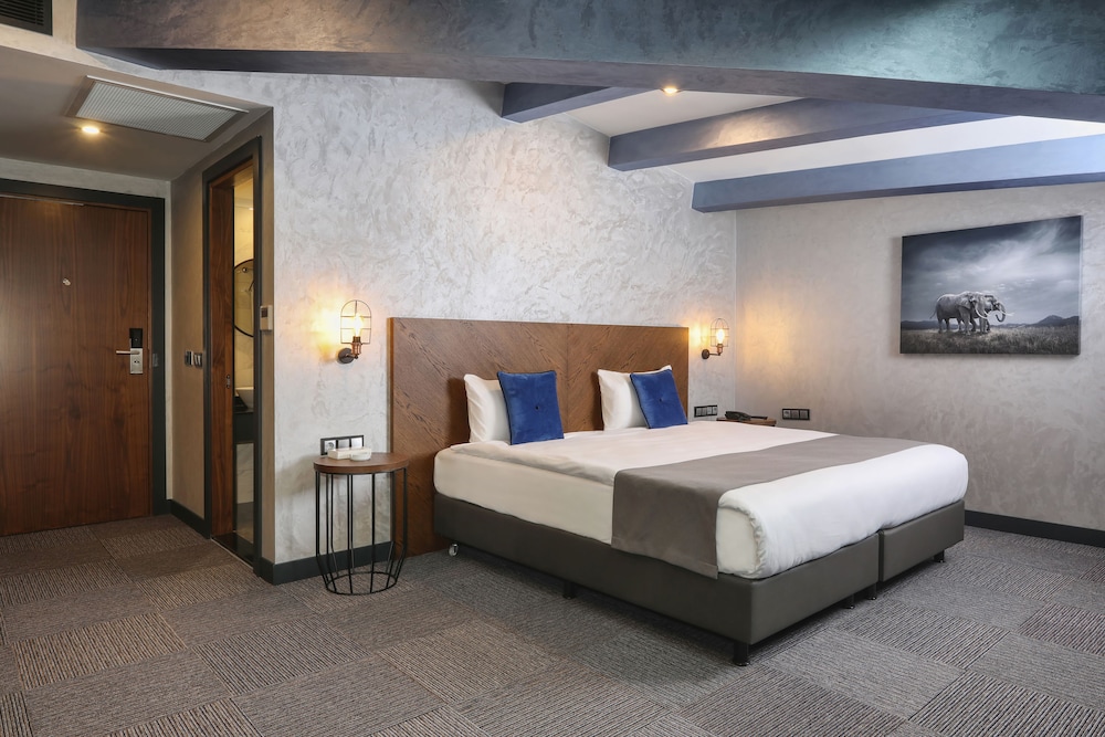 Hotel On7 Rezervasyon