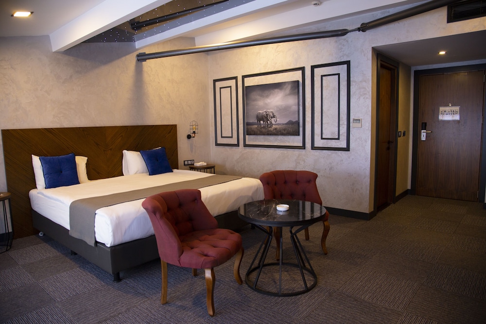 Hotel On7 Rezervasyon