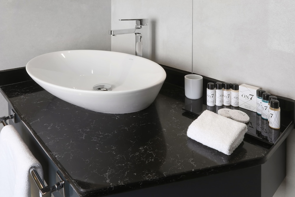 Hotel On7 Rezervasyon