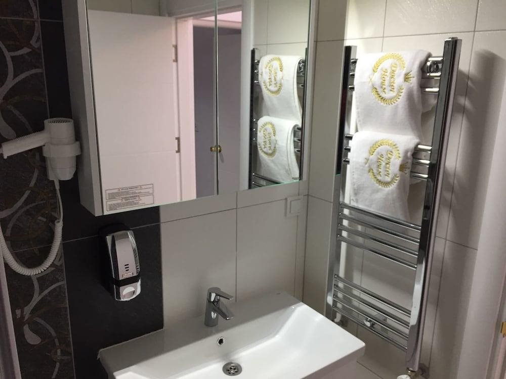 Doctor House Rezervasyon