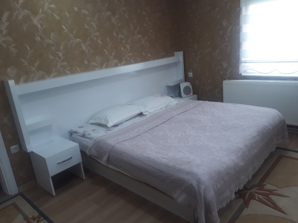 Nesilce Tatil Köyü Rezervasyon