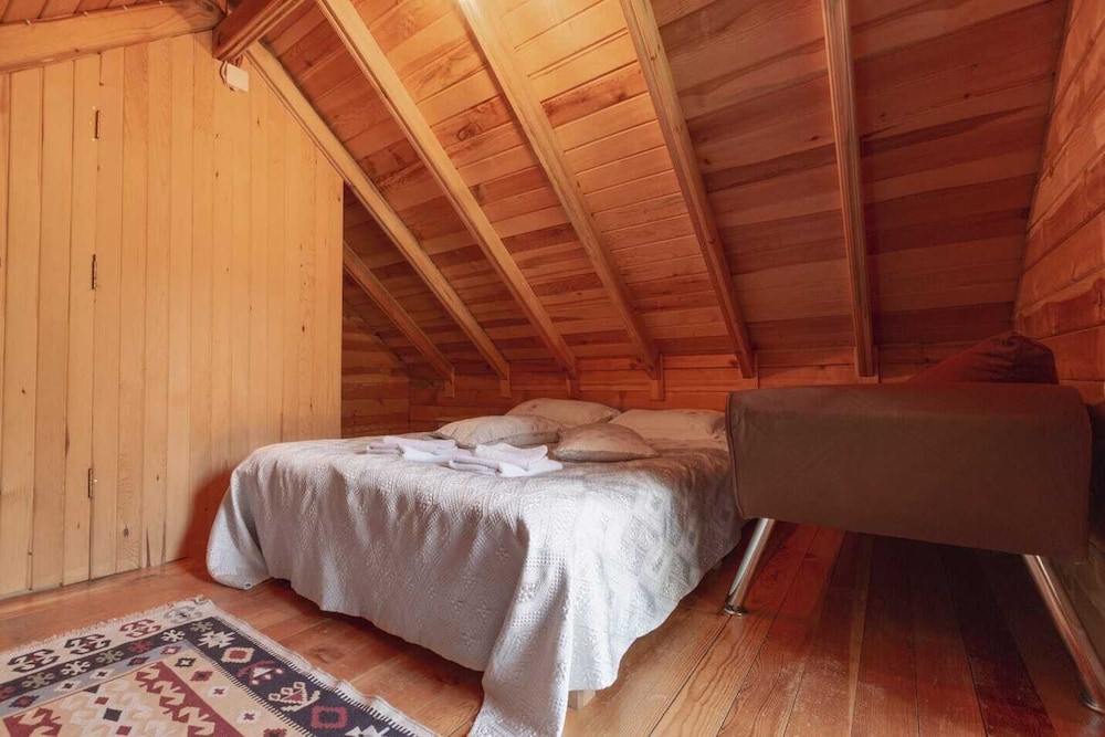 Nesilce Tatil Köyü Rezervasyon