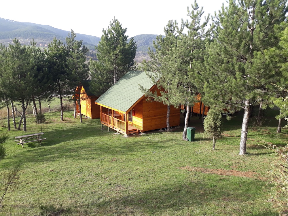 Nesilce Tatil Köyü Rezervasyon