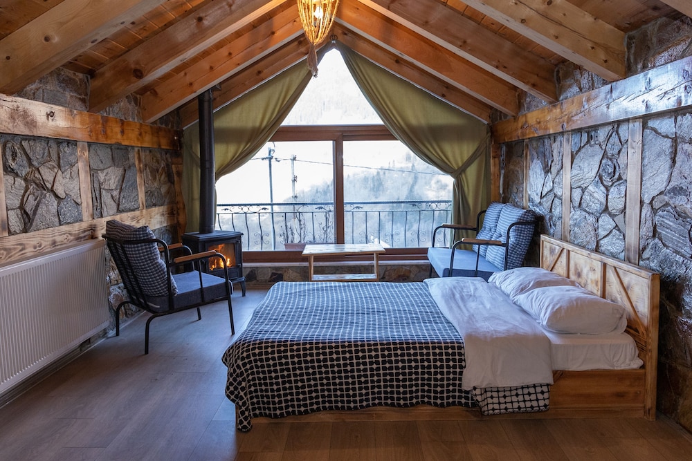 Hamsiköy Taş Otel Rezervasyon