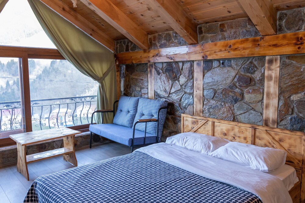 Hamsiköy Taş Otel Rezervasyon