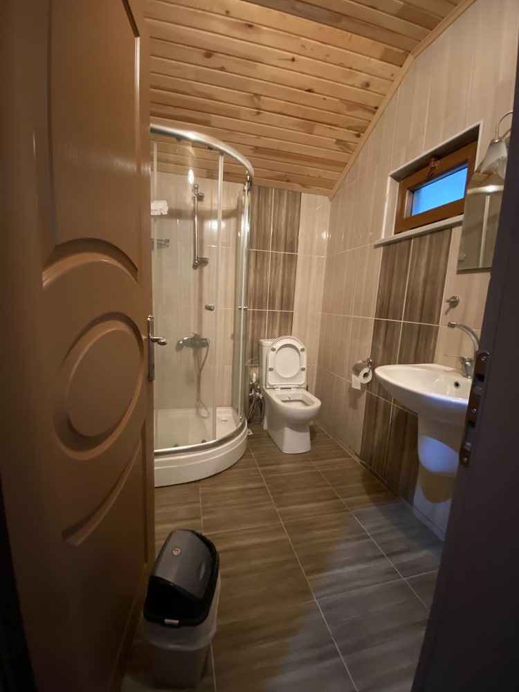 Pervanoglu Dinlenme Tesisi Motel Rezervasyon