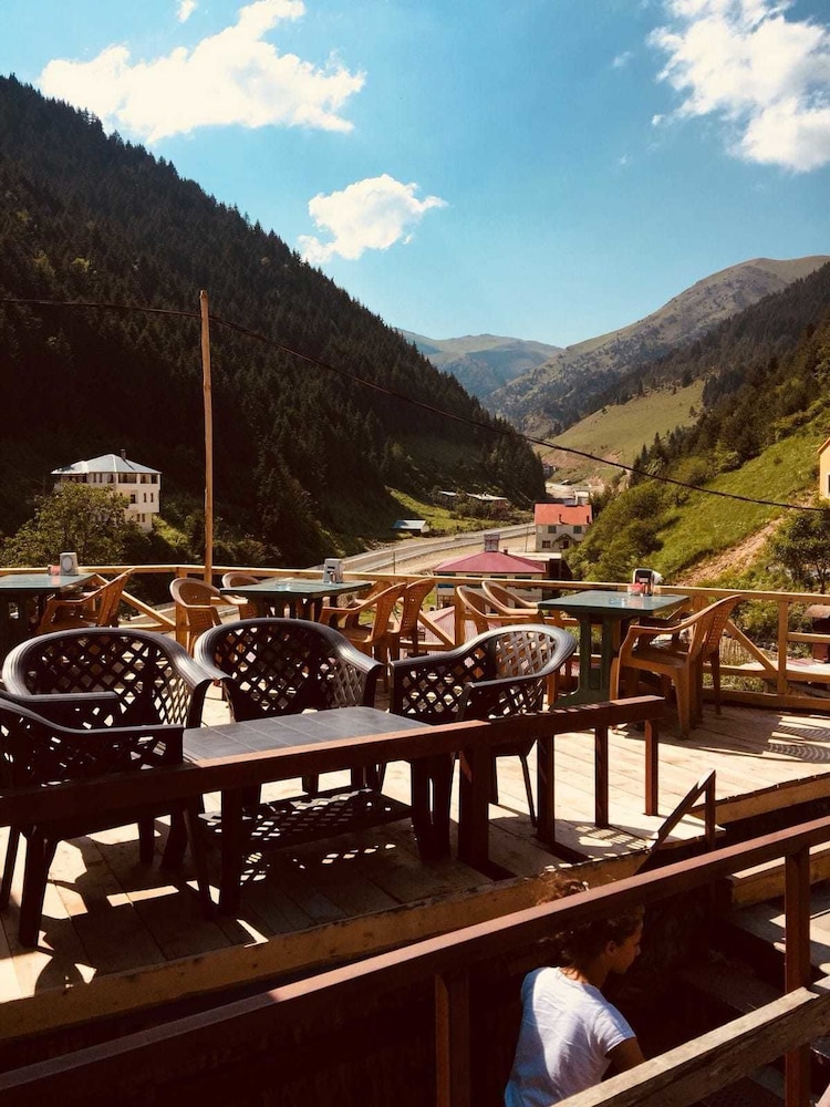 Pervanoglu Dinlenme Tesisi Motel Rezervasyon